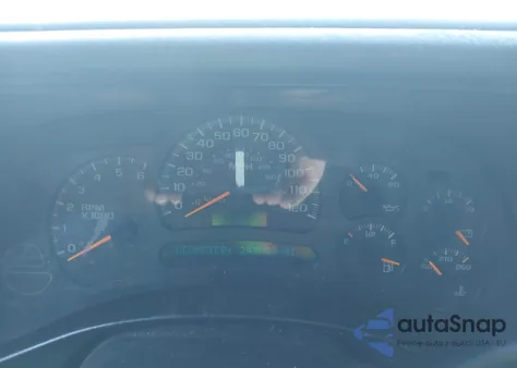 2004 Chevrolet Tahoe Ls z USA, uszkodzony, nr VIN 1GNEC13V74J328324